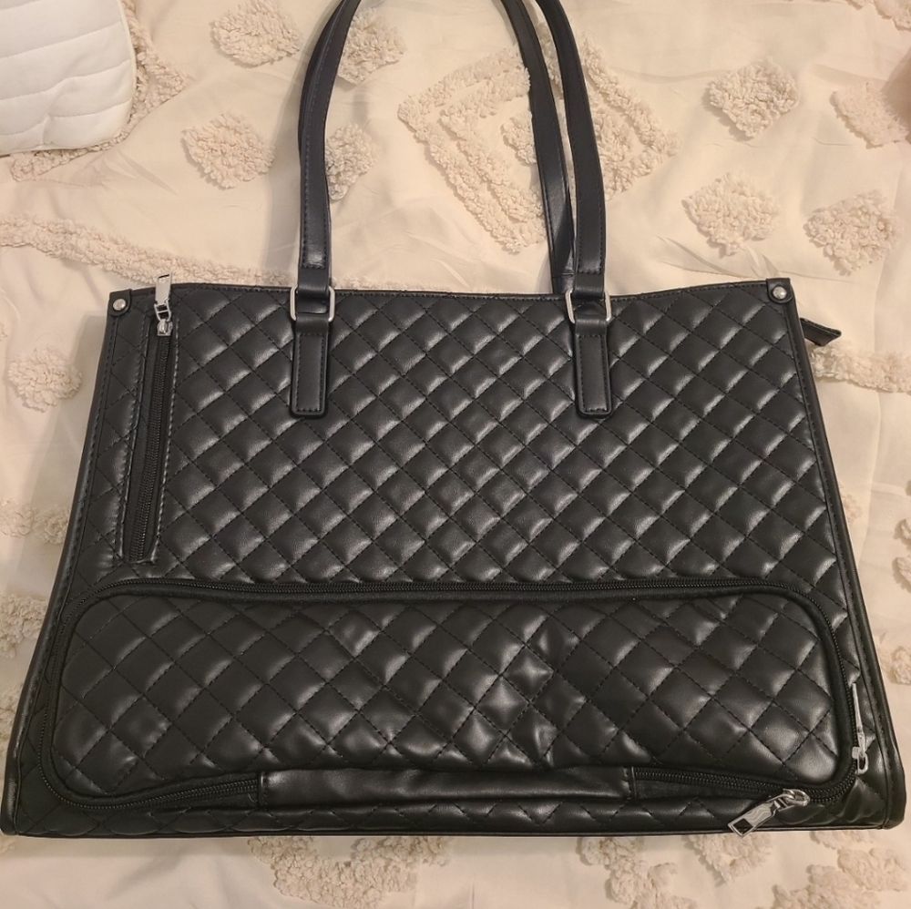 Quilted Black Women's Laptop Shoulder Bag